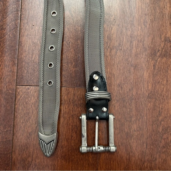 Women’s Silver Toned Mesh and Black Leather Belt, Size Small - Picture 6 of 16